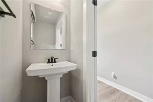 39 Clubview Dr, Hoschton, GA 30548 - Photo 10