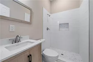 2320 Copper Trail Ln, Buford, GA 30519 - Photo 16