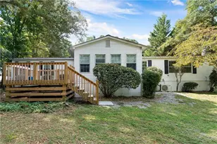 204 Simpson Cir NE, Cartersville, GA 30121 - Photo 2