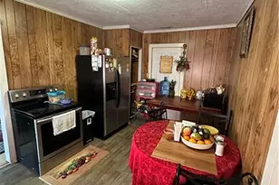 201 N King St, Calhoun, GA 30701 - Photo 8