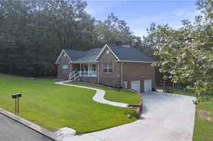 201 Van Dell Dr, Rock Spring, GA 30739 - Photo 4