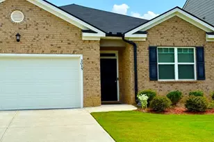 2015 Waycross Ln, Dacula, GA 30019 - Photo 2