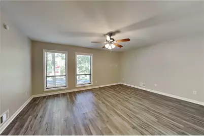 2127 W Carlyle Court, Marietta, GA 30062 - Photo 8