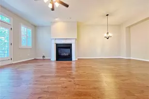 525 Grove Field Ct, Suwanee, GA 30024 - Photo 16