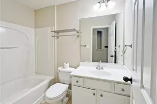 525 Grove Field Ct, Suwanee, GA 30024 - Photo 12