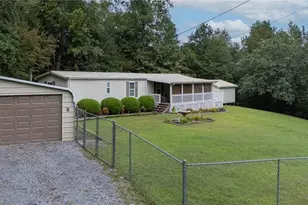 253 Mountain Oak Dr, Chatsworth, GA 30705 - Photo 4