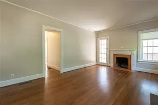 208 Shadowmoor Dr, Decatur, GA 30030 - Photo 2