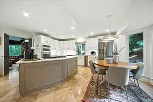 980 Buckhorn E, Atlanta, GA 30350 - Photo 12