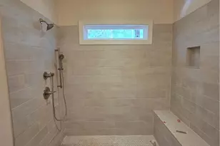 120 Poplar St, Buford, GA 30518 - Photo 16