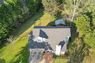 359 Scenic Ln, Auburn, GA 30011 - Photo 6