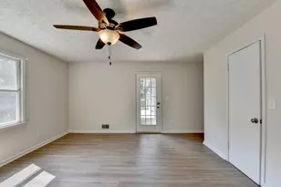 1626 Scholar Dr, Lawrenceville, GA 30044 - Photo 14