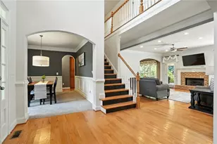 1046 Creek Side Dr, Canton, GA 30115 - Photo 6