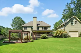 1046 Creek Side Dr, Canton, GA 30115 - Photo 2