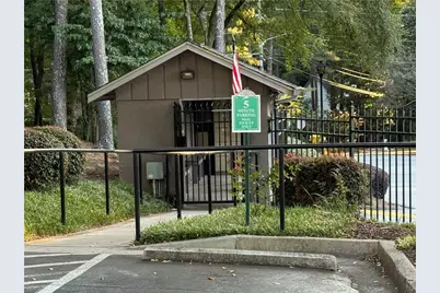 4005 Woodridge Way, Tucker, GA 30084 - Photo 34