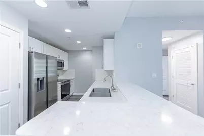 3040 Peachtree Road NW #613, Atlanta, GA 30305 - Photo 6