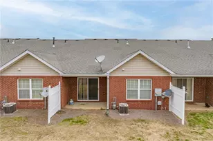 453 Tara Commons Cir, Loganville, GA 30052 - Photo 34