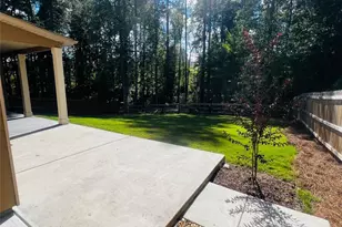 184 Clubhouse Crossing, Acworth, GA 30101 - Photo 4