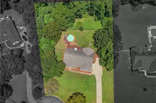 545 Barhams Ridge Dr, McDonough, GA 30252 - Photo 2