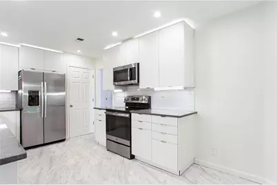 1005 Garden Court, Atlanta, GA 30328 - Photo 10