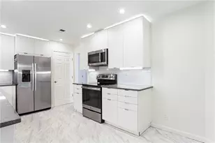 1005 Garden Ct, Atlanta, GA 30328 - Photo 10