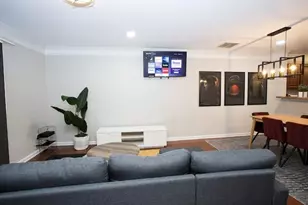 743 Crestwell Cir, Atlanta, GA 30331 - Photo 4