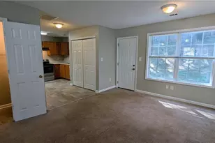 2435 Vine St, Union City, GA 30291 - Photo 8