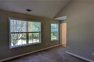 2435 Vine St, Union City, GA 30291 - Photo 14