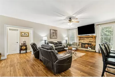 5985 Wigwam Way, Flowery Branch, GA 30542 - Photo 14