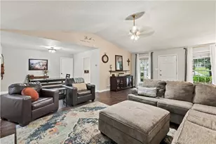 4340 Oak Creek Dr, Gainesville, GA 30506 - Photo 10