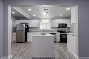 2591 Hood Ave, Atlanta, GA 30318 - Photo 6