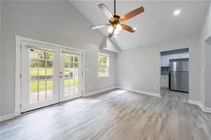 2591 Hood Ave, Atlanta, GA 30318 - Photo 10