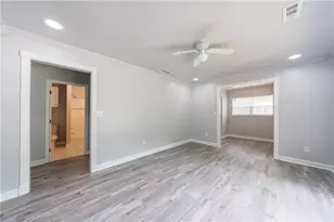 2591 Hood Ave, Atlanta, GA 30318 - Photo 16