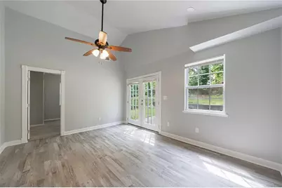 2591 Hood Avenue, Atlanta, GA 30318 - Photo 24