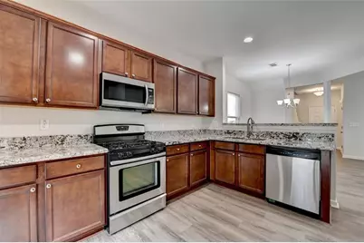 6737 Barker Station Walk, Sugar Hill, GA 30518 - Photo 10