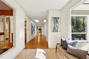 110 Stewart Dr, Atlanta, GA 30342 - Photo 8