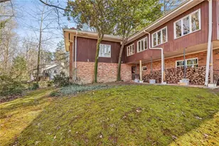 110 Stewart Dr, Atlanta, GA 30342 - Photo 4