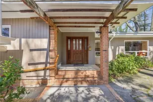 110 Stewart Dr, Atlanta, GA 30342 - Photo 2