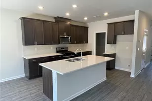 128 Longleaf St, Dawsonville, GA 30534 - Photo 2