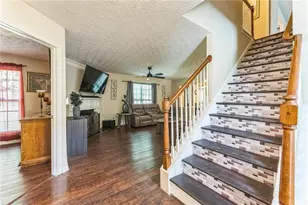 2512 Brittany Park Ln, Ellenwood, GA 30294 - Photo 2