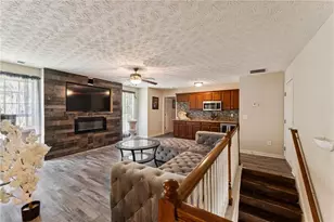 2512 Brittany Park Ln, Ellenwood, GA 30294 - Photo 12