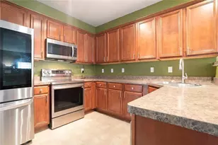 126 Wellbrook Ct NE, Conyers, GA 30012 - Photo 8