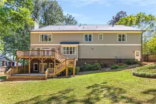 2456 Sunset Dr NE, Atlanta, GA 30345 - Photo 2