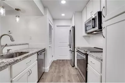 206 Tuxworth Circle, Decatur, GA 30033 - Photo 2
