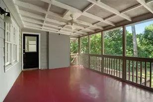 1660 Bristol Dr NE, Atlanta, GA 30329 - Photo 16