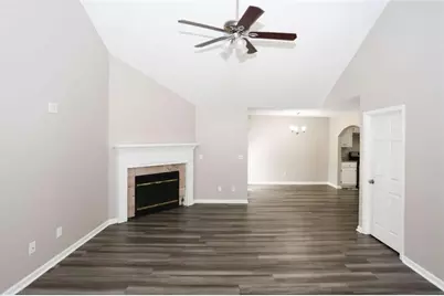 121 Wilson Circle, Carrollton, GA 30117 - Photo 2