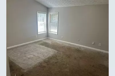 7049 Crestwood Place, Lithonia, GA 30058 - Photo 10