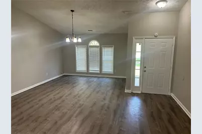 7049 Crestwood Place, Lithonia, GA 30058 - Photo 2