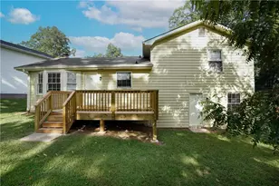 2063 Wellborn Close, Lithonia, GA 30058 - Photo 26