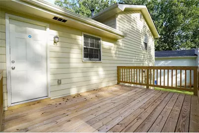 2063 Wellborn Close, Lithonia, GA 30058 - Photo 30