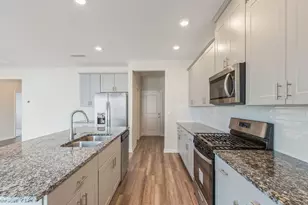 6901 Durham Ln, Fairburn, GA 30213 - Photo 6